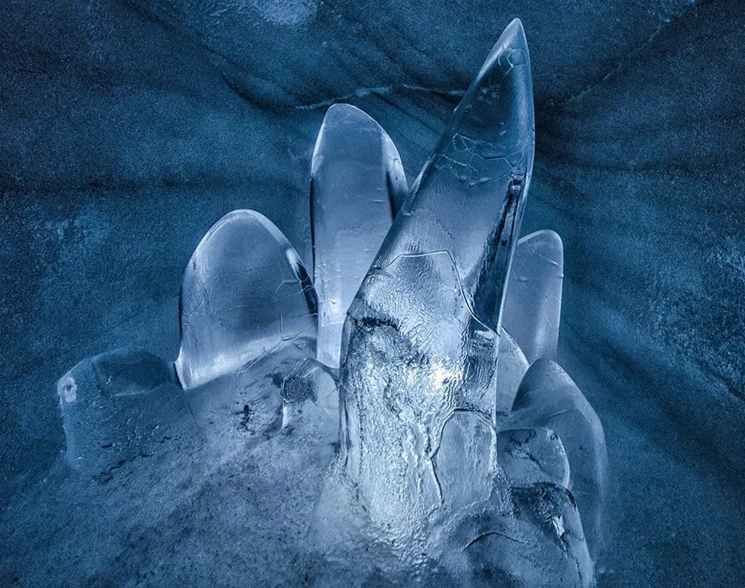 Ein beeindruckender Gletschereiskristall.